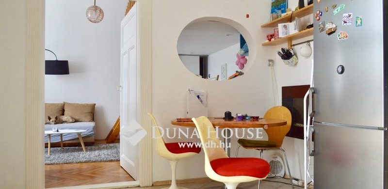 Egy 27,9 milliós szerelem-lakás a Tisztviselőtelepen!