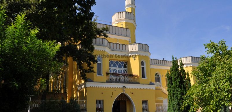 816 millióért eladó Balatonszepezd legismertebb ingatlana!