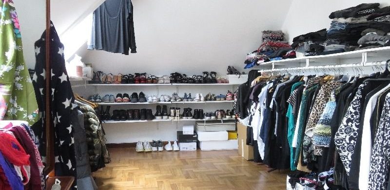 Ahol a ruháknak külön szobája van: egy 269 milliós, szemlőhegyi szépség!