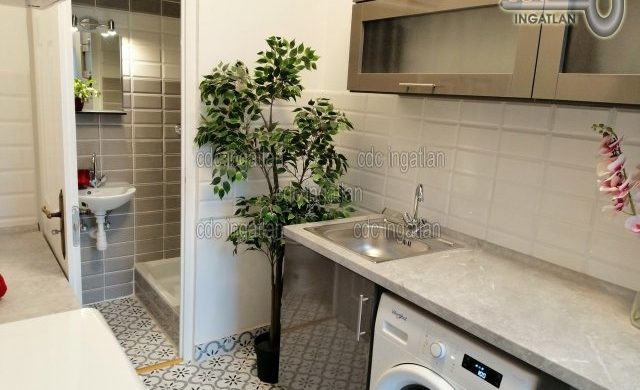 Az év utolsó előtti napján vegyen apró, de felújított XIII. kerületi lakást!