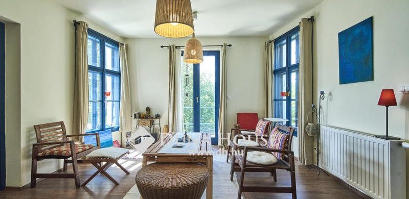 Digitális nomádok, mit kerestek még Budapesten? Egy kőszegi álom ház, fővárosi lakás áráért…