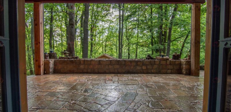 Így fest egy negyed milliárdos, börzsönyligeti házikó…