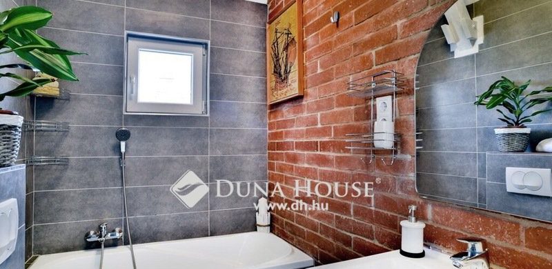 Amikor a fürdőszoba miatt kattintunk, akkor már lehet tudni, jó helyen járunk!