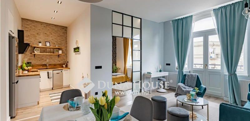 A hét ingatlana: szavak nincsenek erre a Jakobinusok terei csodára!