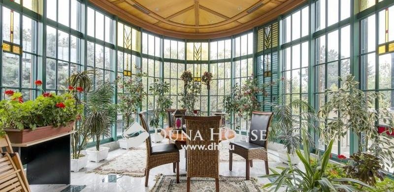 900 millióés árcsökkenés „Buda legimpozánsabb villájánál”!