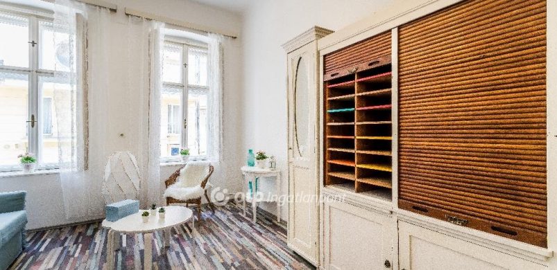 Egy 29 nm-es, frissen felújított otthon a Városligetnél, 22,9 millióért!