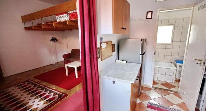 Egy ideje látjuk ezt a szuper hirdetést és nem értjük, miért nem viszik el a cuki budai lakást?