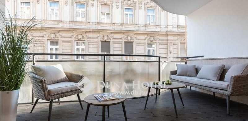 „Időgép és Villalakás”: luxus otthon a Párizsi udvarnál!