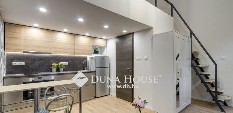 Rózsa utcai, 19 nm-es, élhető otthon keresi-várja új tulajdonosát!