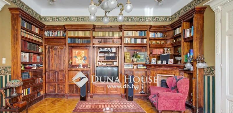 Nagybetűs polgári otthon a Naphegy lábánál, borostyánnal benőtt terasszal!