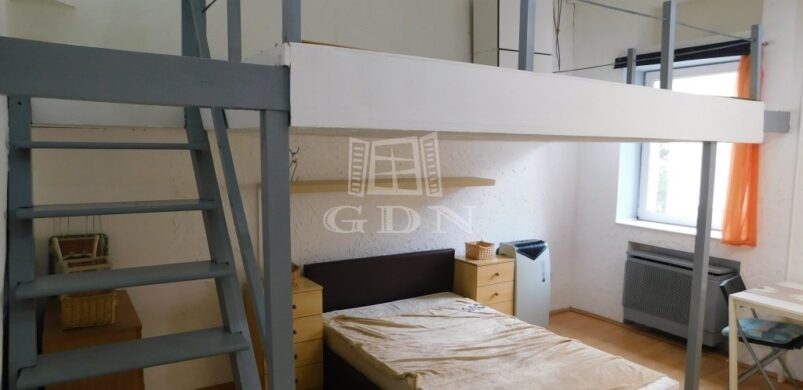 Ki mondta, hogy nincs élhető lakás 18 millió alatt a fővárosban?