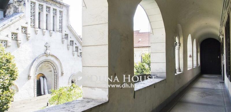 Eladó lakás, kilátással “Budapest láthatatlan templomára”