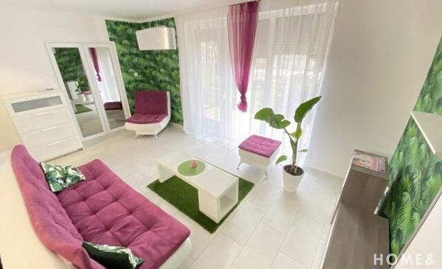 Az ország nem csak Budapest: Ciklámen és zöld kislakás, kertkapcsolattal!