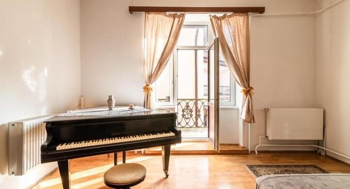 A hét ingatlana: versenyzongora a hálóban!