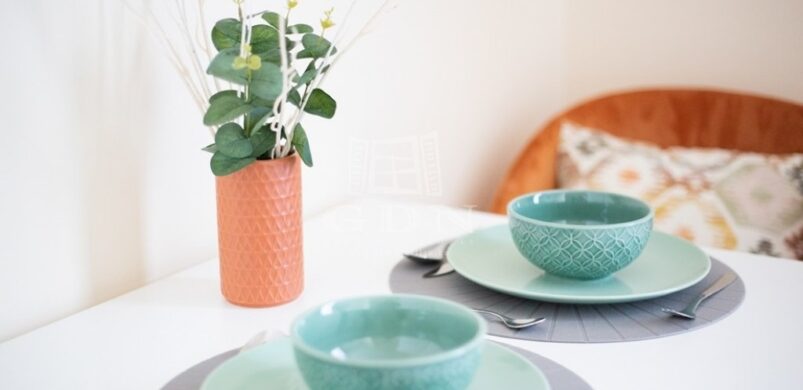 Menta zöld finomság: egy 22 nm-es, élhető lakás!