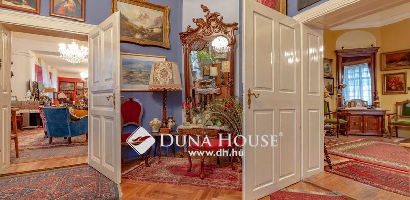 Nálunk minden van! Eladó Esterházy vadászkastély is!