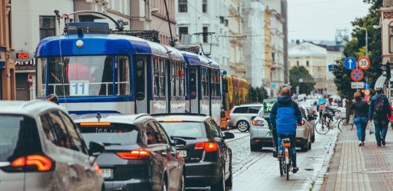 Forgalmas út melletti ingatlanok – igen vagy nem?