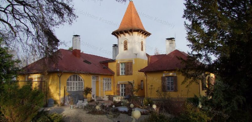 Eladó kastélyok rovat: a zalaapáti Szentkirályi-kastély