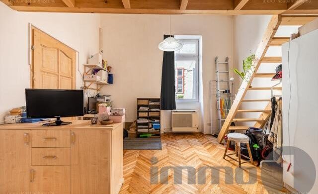 „Csendes garzon, jó helyen!”