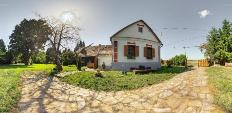 Kincs, ami van: eladó egy zalabaksai csoda-ház, ahol megállt az idő!