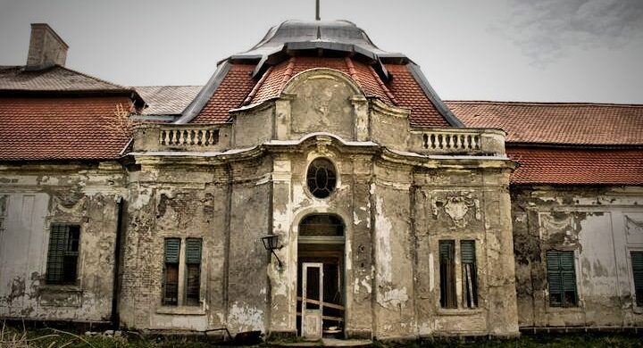 Negyed milliárdért megmenthető Gávavencsellő kastélya