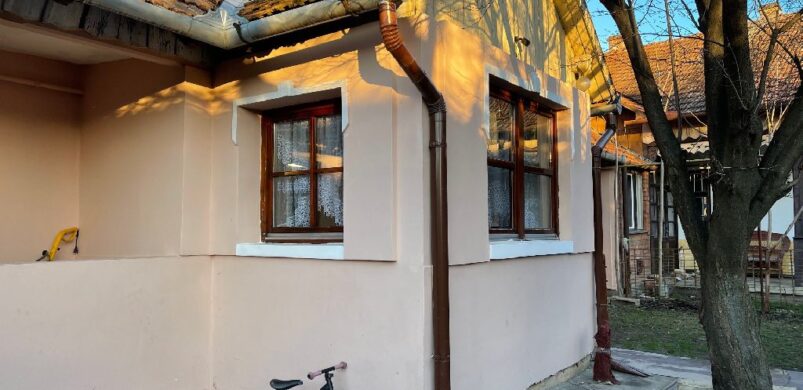 Kicsit lakás, kicsit ház: mi az?