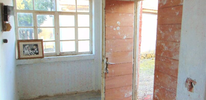 Szívettépő, amikor az esküvői fotó is szerepel egy eladó ház hirdetésében…