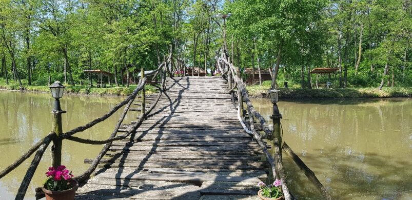 Pósteleki álom: otthon horgásztóval 110 millióért eladó!