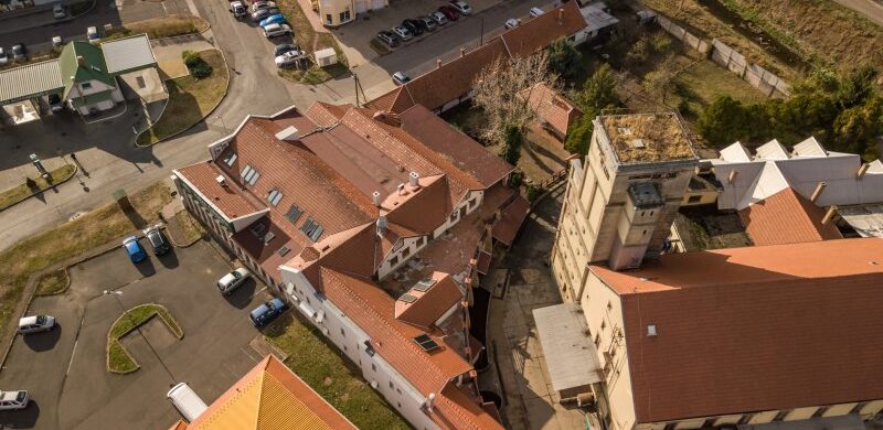 Gyöngyös drón felvételről, egy 585 milliós ingatlan hirdetés kapcsán
