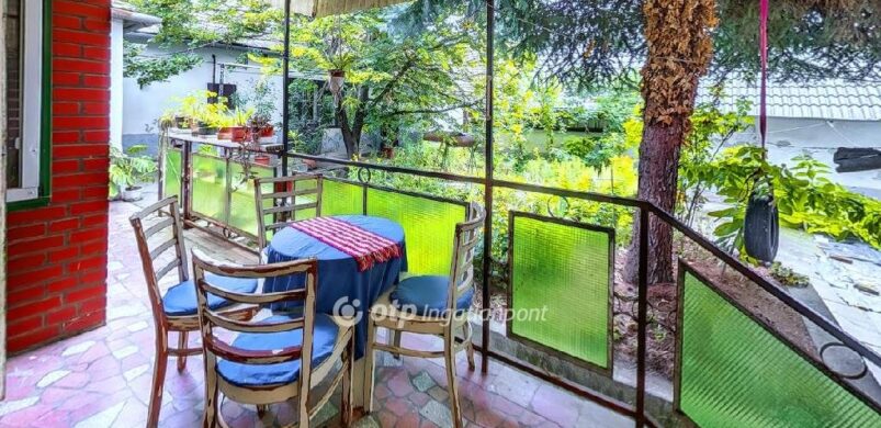 3 lakás, 2 üzlethelyiség Szekszárdon: elég lesz?