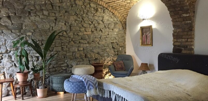 A hét ingatlana cím tulajdonosa: egy Bazsi ház!