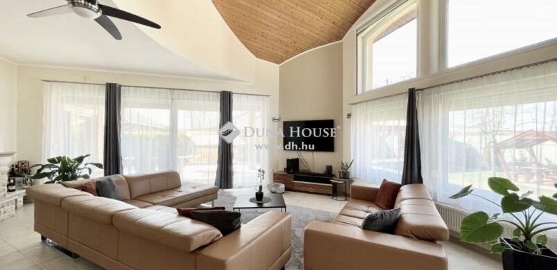 Álom luxuskivitelben, Halászetelken