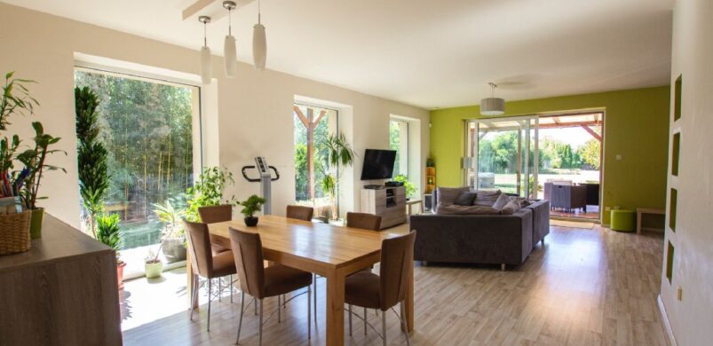 Éljen a bolygó: egy különleges passzívház Békéscsabán!