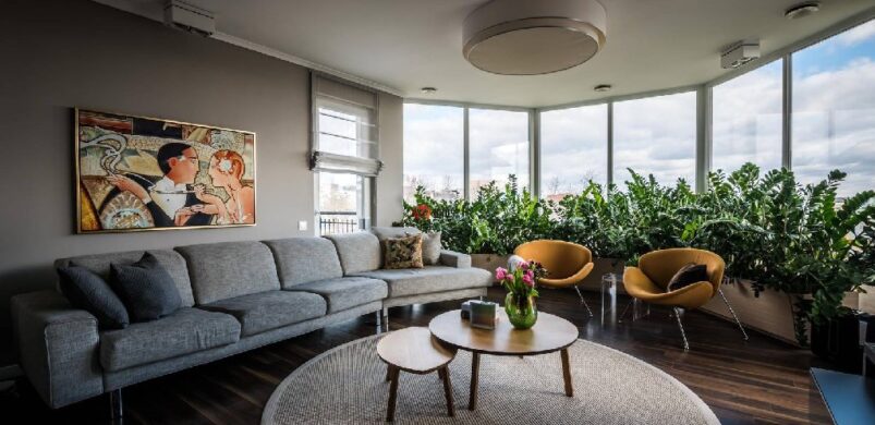 Egy bútorozottan eladó luxus otthon Madárhegyen!