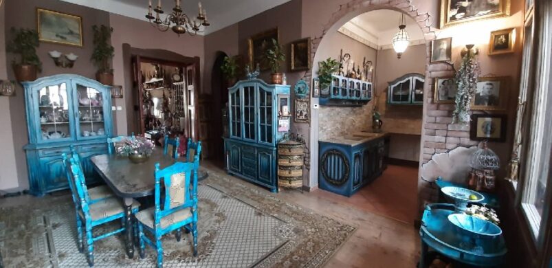 Egy különös lakás a Csengery utcából, tulajdonostól eladó