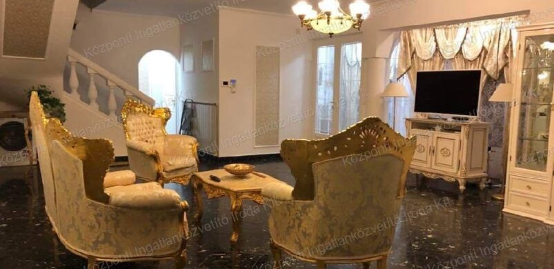 Antik hangulat Balatonkilitin, 300 nm-en!