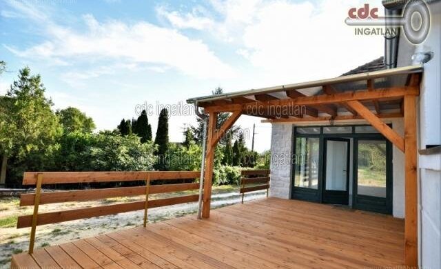 2 az 1-ben: csodás ház Badacsonytördemicen két lakrésszel, jöhet? 