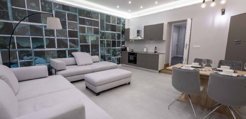 A hét ingatlana: Nagy Diófa utca-minimál!