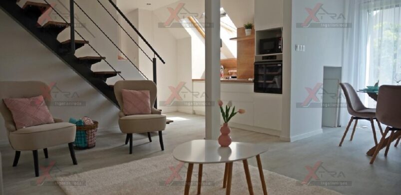 Egy belső kétszintes álom otthon, Újszegedről!