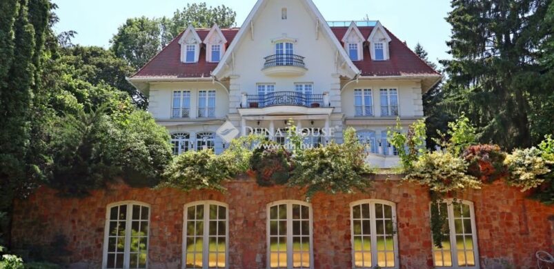 Egy 2115 nm-es villa Hűvösvölgyben…