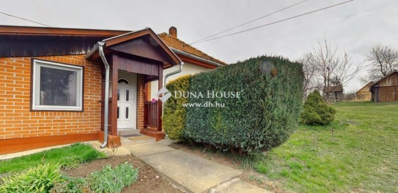 Egy eladó ház istállójáért rajongunk Vaspörön!