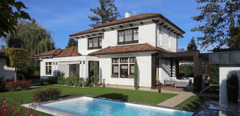 Minden eldobni! Ennél szebb hát nincs ma Zala megyében!