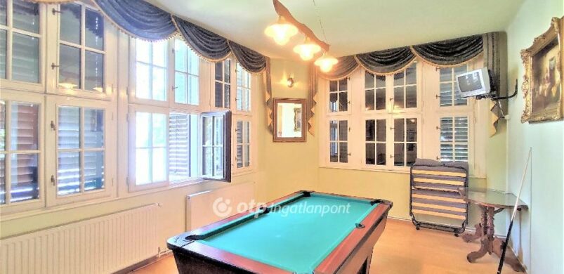 Századfordulós Balaton-parti villa Balatonföldváron: kéne, mi?