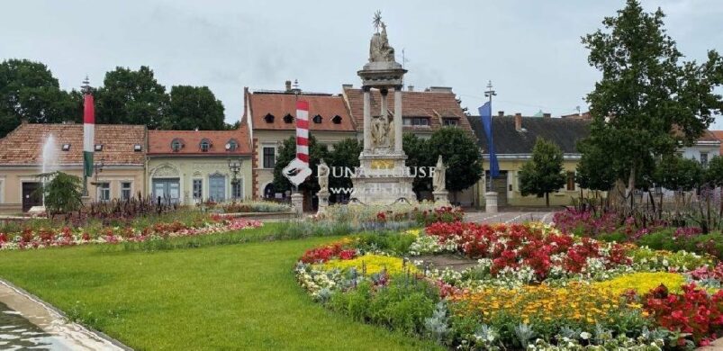 Eladó Esztergomban a 18. századi Brunner ház!