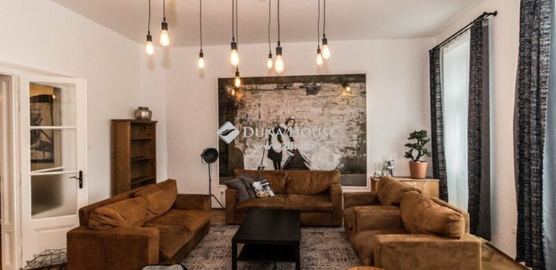 Ennél menőbb nagypolgári-eklektikus enteriőr nincs!