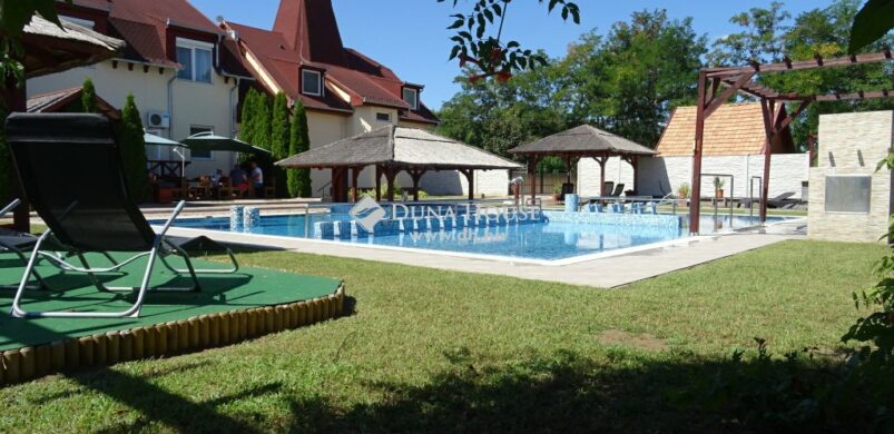 400 millióért eladó a Liza Aqua Hotel Lajosmizsén