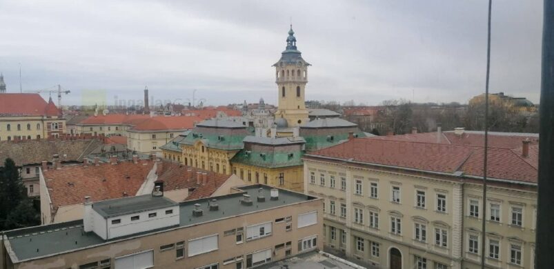 Ilyen egy igazi, Szeged belvárosi, 7. emeleti lakás!