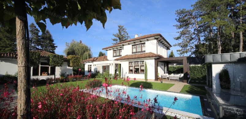 Nehéz elhinni, hogy létezik ilyen, 410 milliós ház Gyenesdiáson!