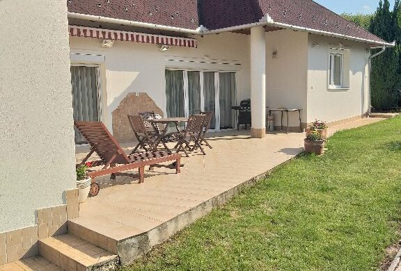 Luxus Miskolc-Görömbölyön, egy 585 nm-es otthonban