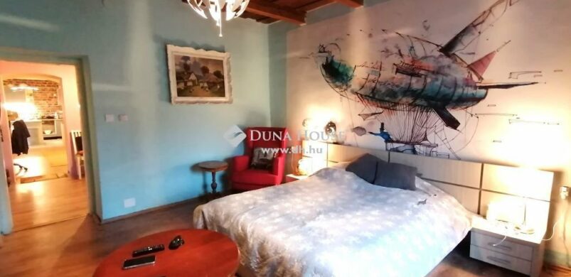 Egy különleges hangulatú ház Perkátán!